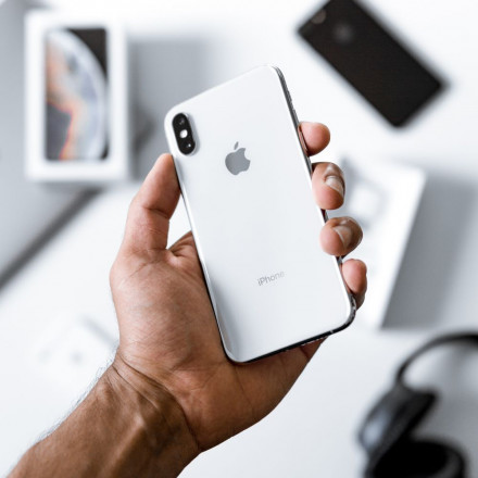Смартфон Apple A (демо) в Москве