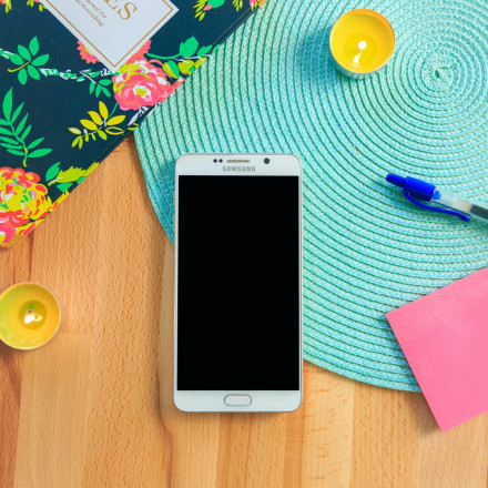Смартфон Samsung D (демо) в Москве